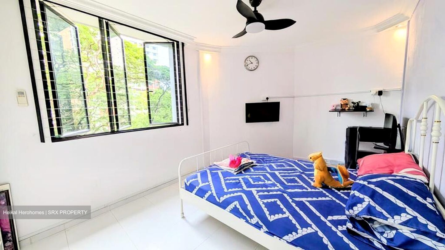 Blk 81 Lorong 4 Toa Payoh (Toa Payoh), HDB 5 Rooms #566726691